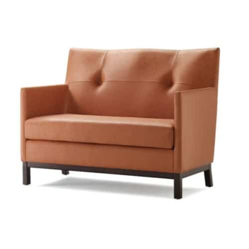 TO3601 - PADDED SOFA W/ARMRESTS - SERIE-TA